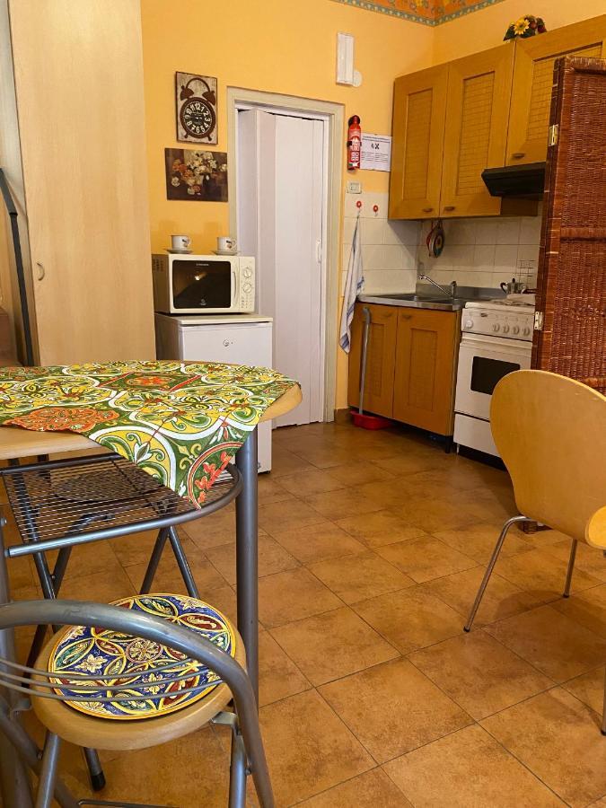 Cottage Gole Alcantara Gloria Room グラニーティ エクステリア 写真